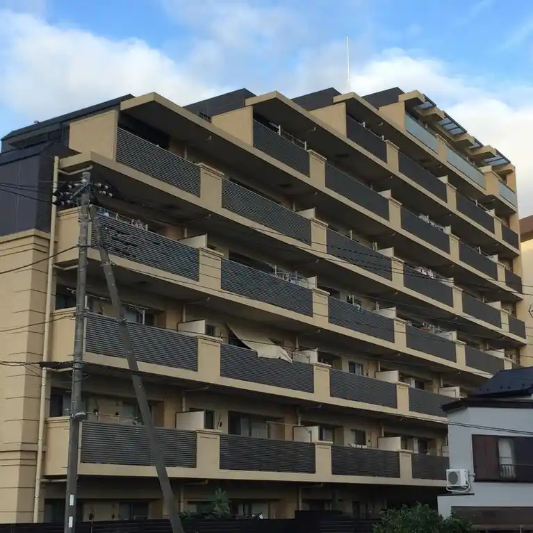 ヴェレーナ川口南鳩ヶ谷 外観