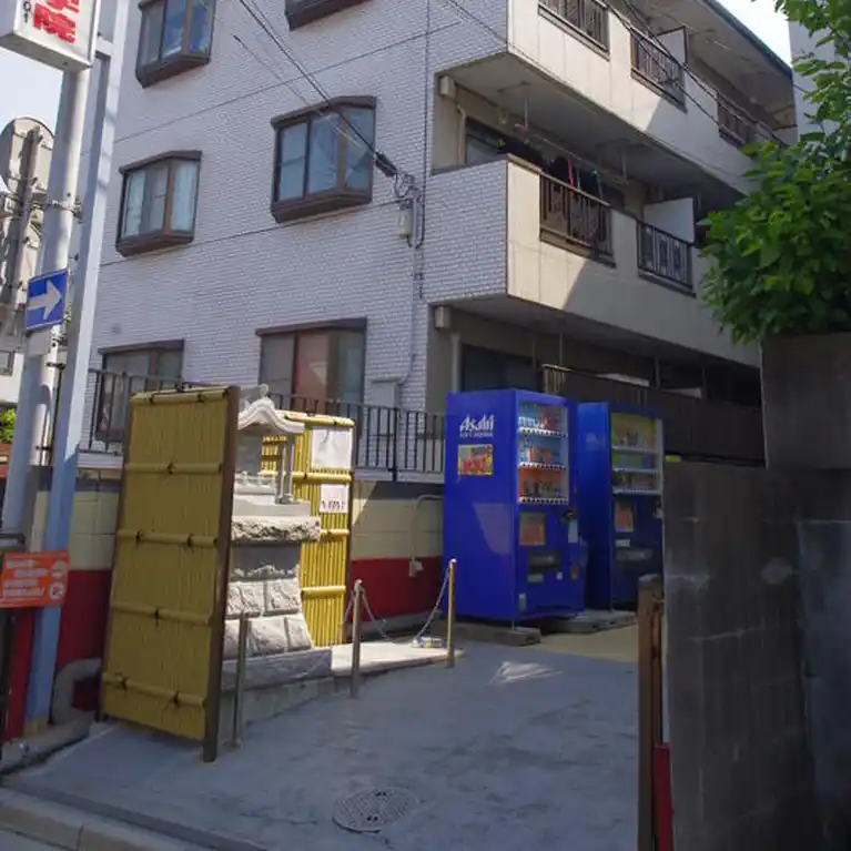 ウエストリーヴル 外観