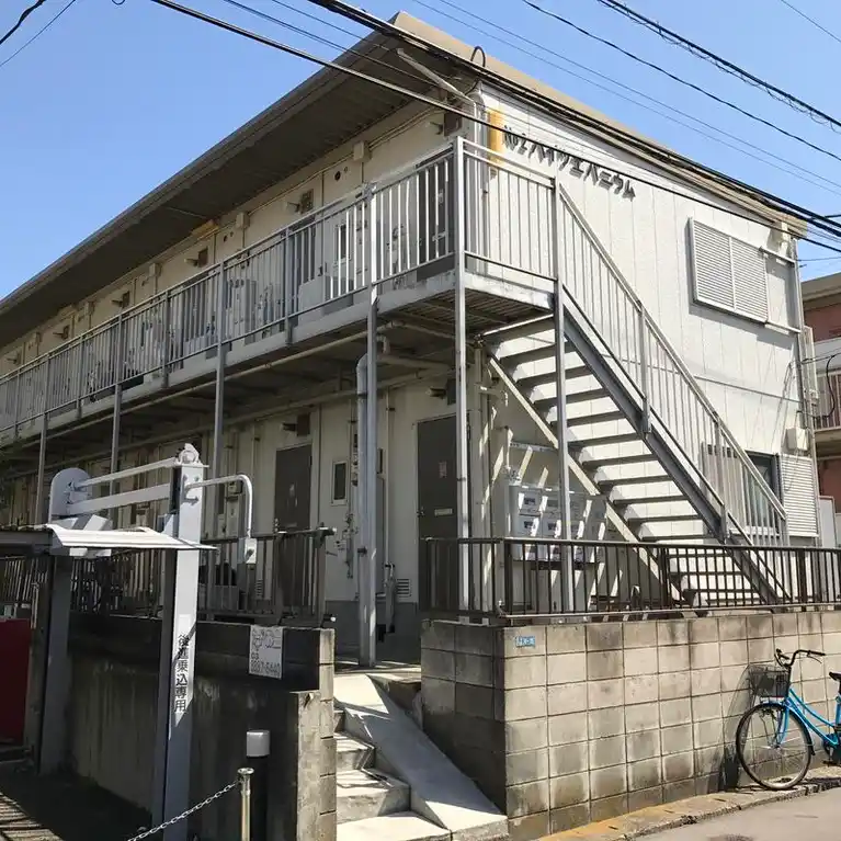 ハイツエバニウムII 外観