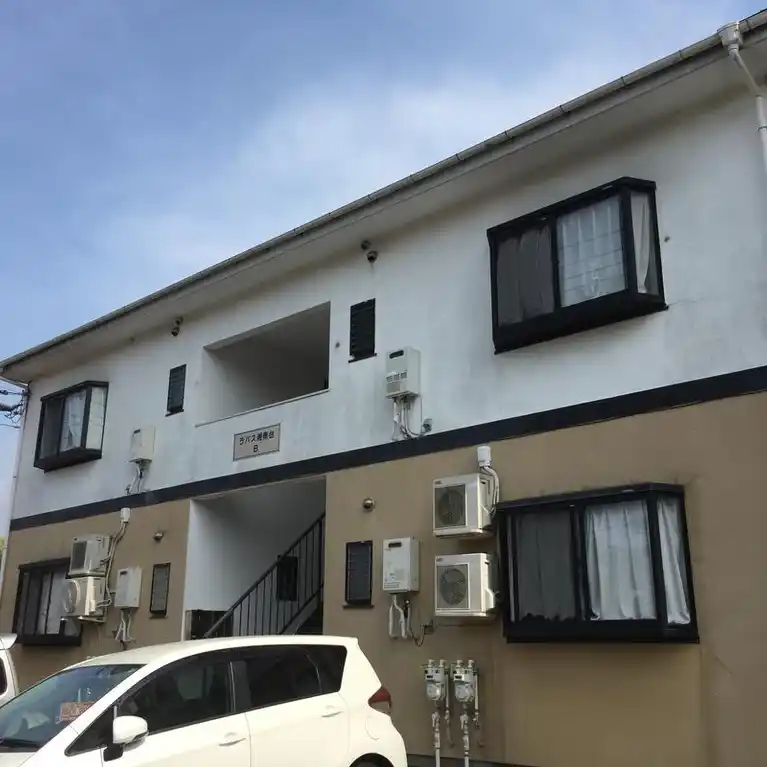 ラパス湘南台B 外観