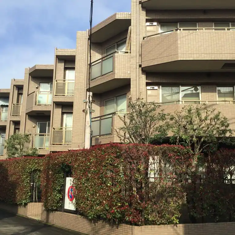 グローリオ駒沢大学