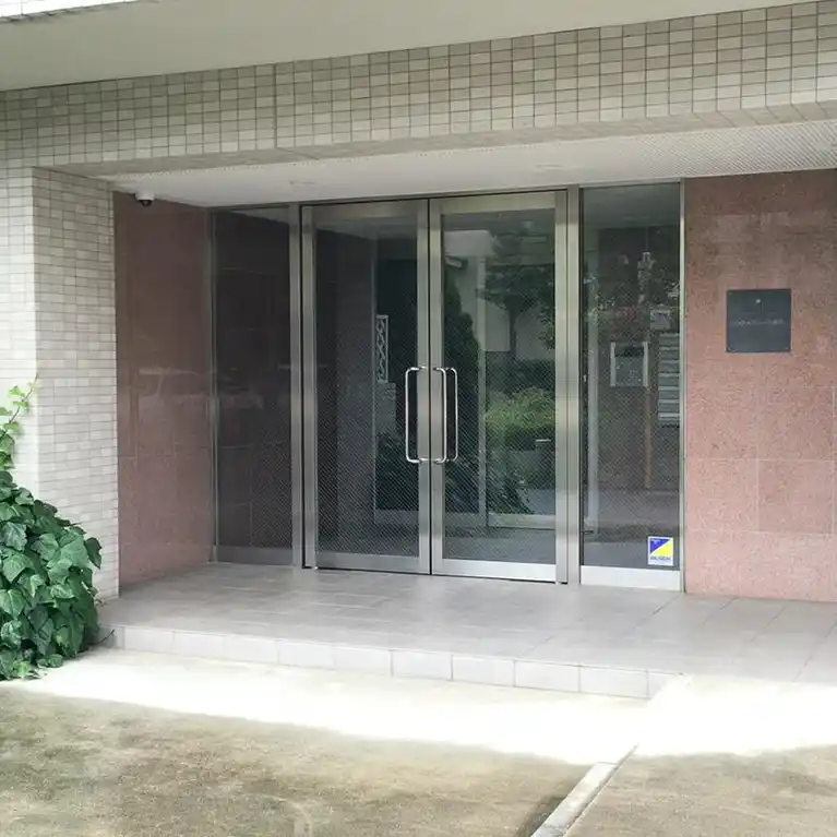 シャトーポレール若林 外観