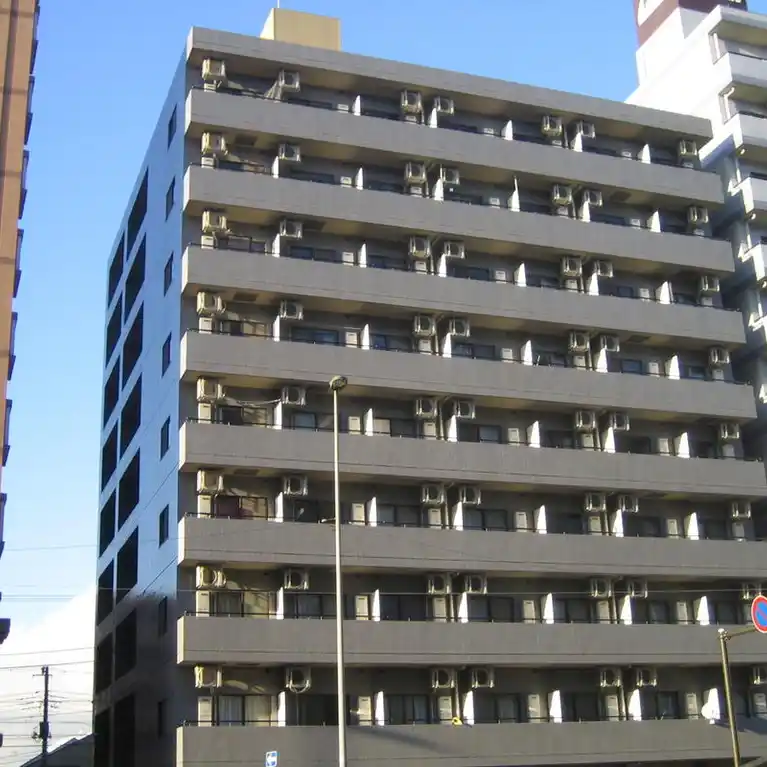 AD横浜 外観