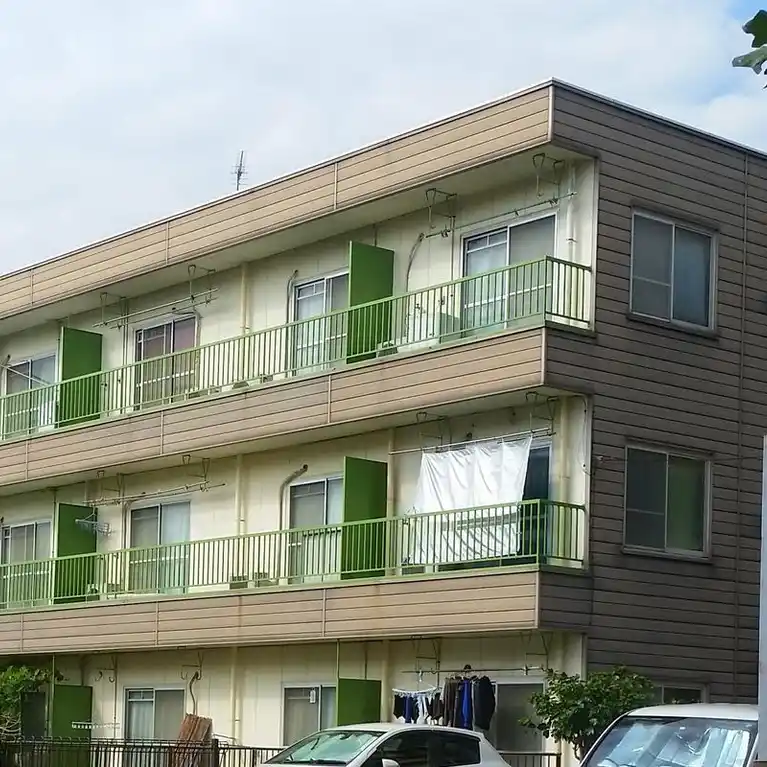 藤フラッター 外観