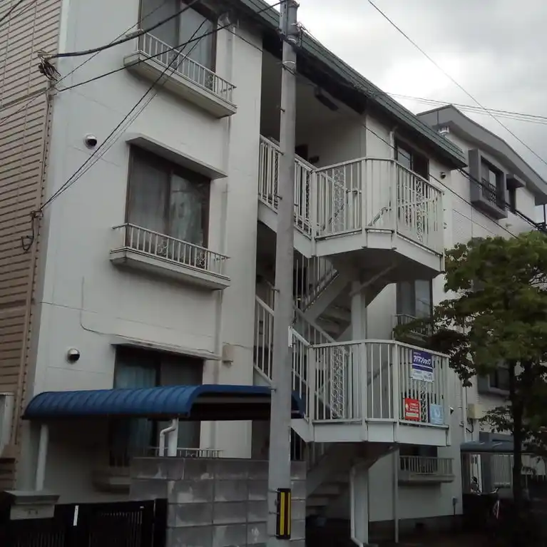 ルミエールS弐番館 外観
