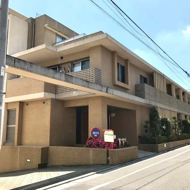 プラウド千早町