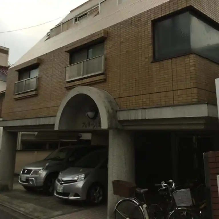 フェリース用賀 外観