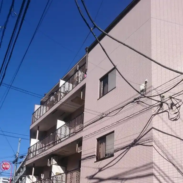 フレール・サワ 外観