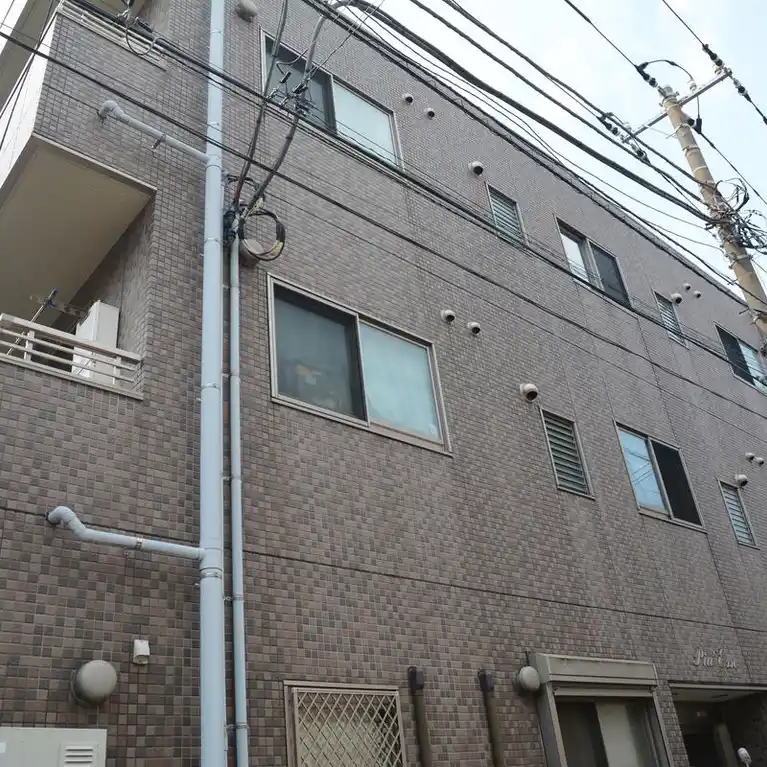 ピアエッセ