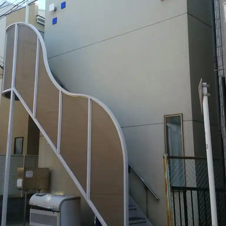 メトロポリタン 外観