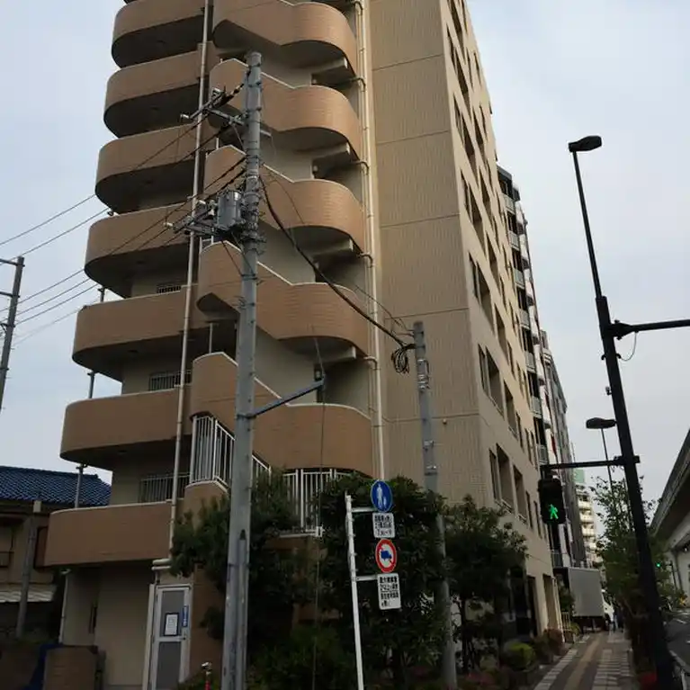 グラード舎人 外観