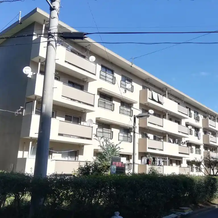 鶴見ハイツJ棟 外観