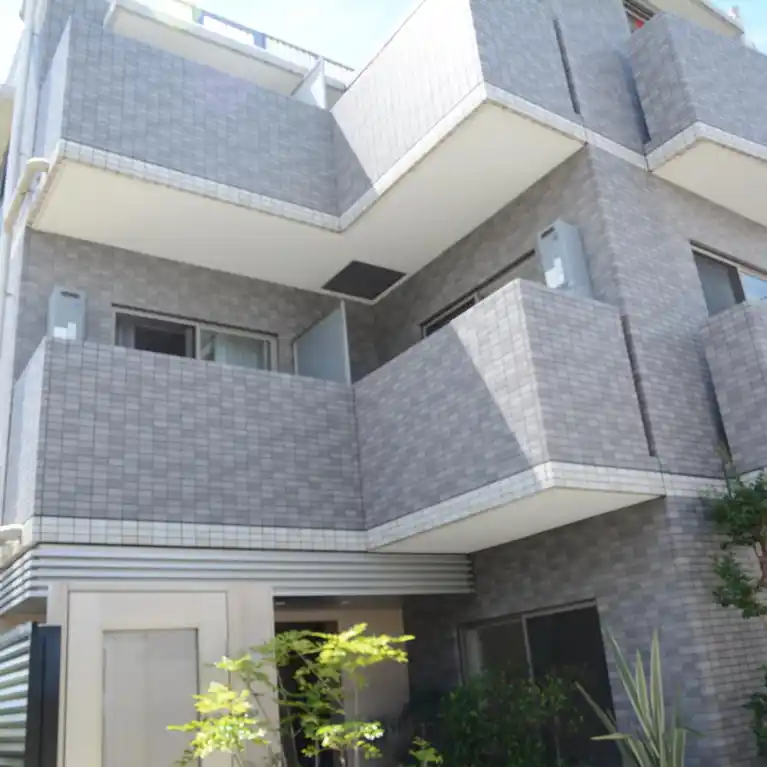 アヴィターレ小山 外観