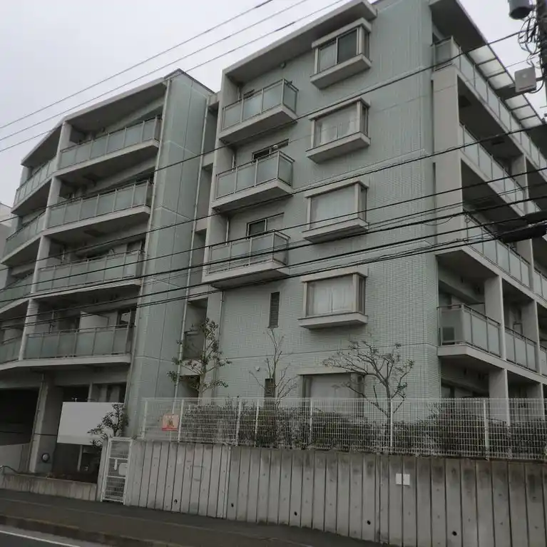 ショアーズ鵠沼フラット