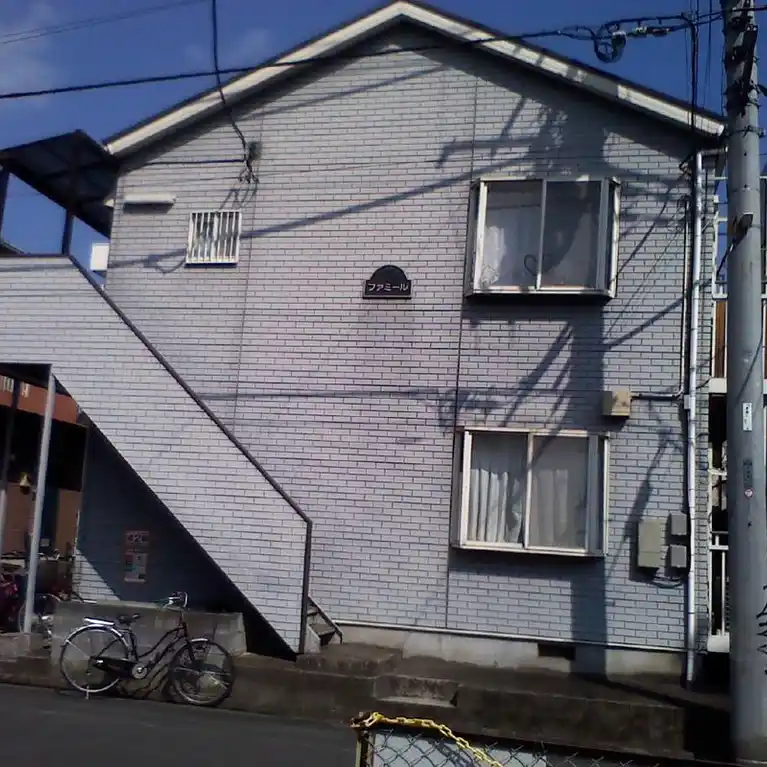 ファミール 外観