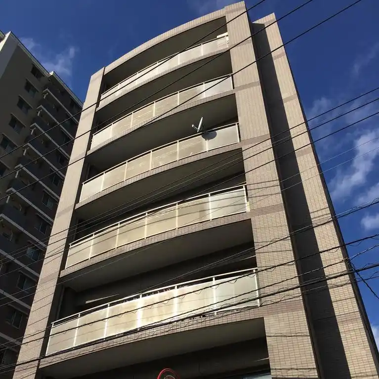 エスパシオ・ルイヨム 外観