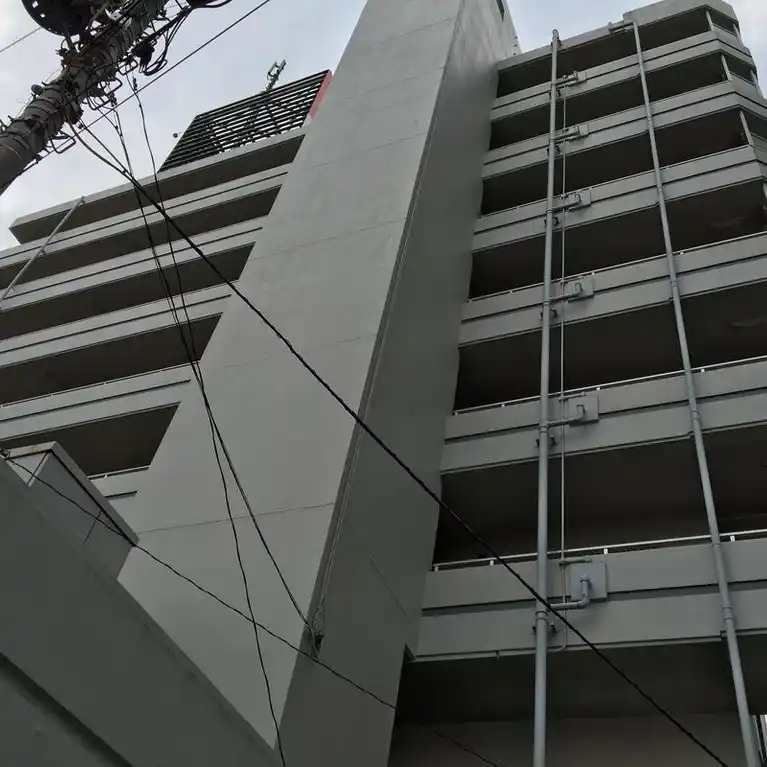 アヴニール市川 外観