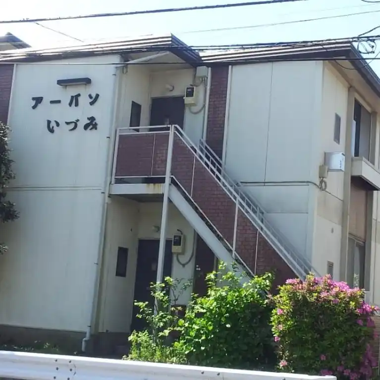 アーバンいづみ 外観