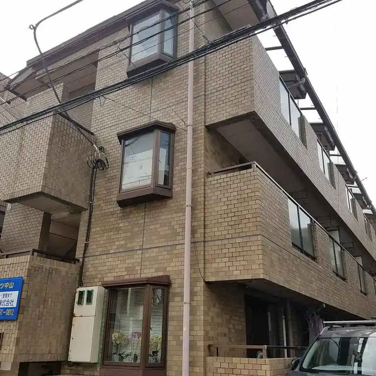 ハイツ中山 外観