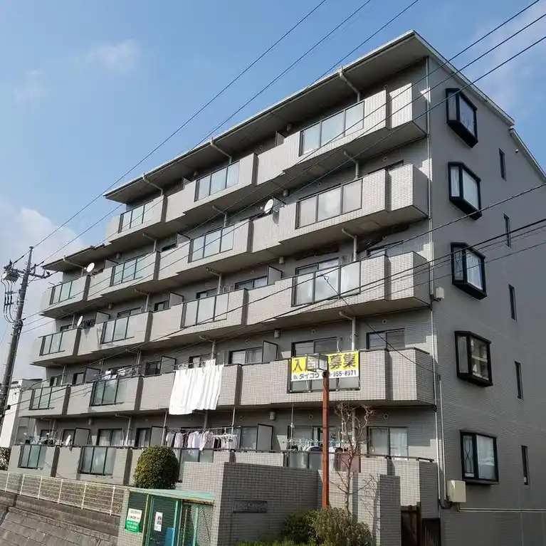 パトリーモンターニュ
