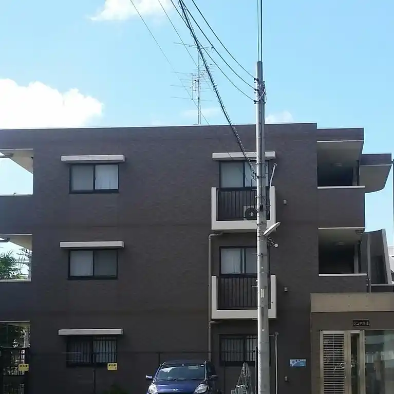 ジュネス２ 外観
