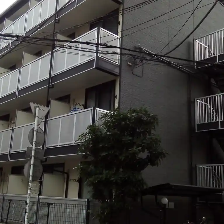 レオパレススノーヴァレー相模原 外観