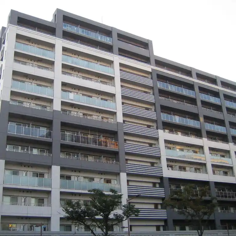 ガーラ・プレシャス川崎