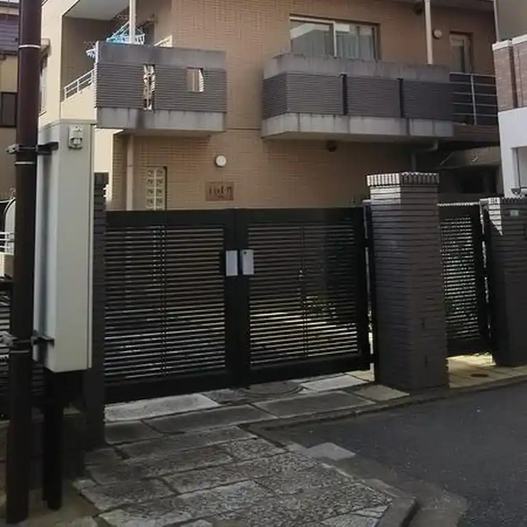 フラット・M 外観