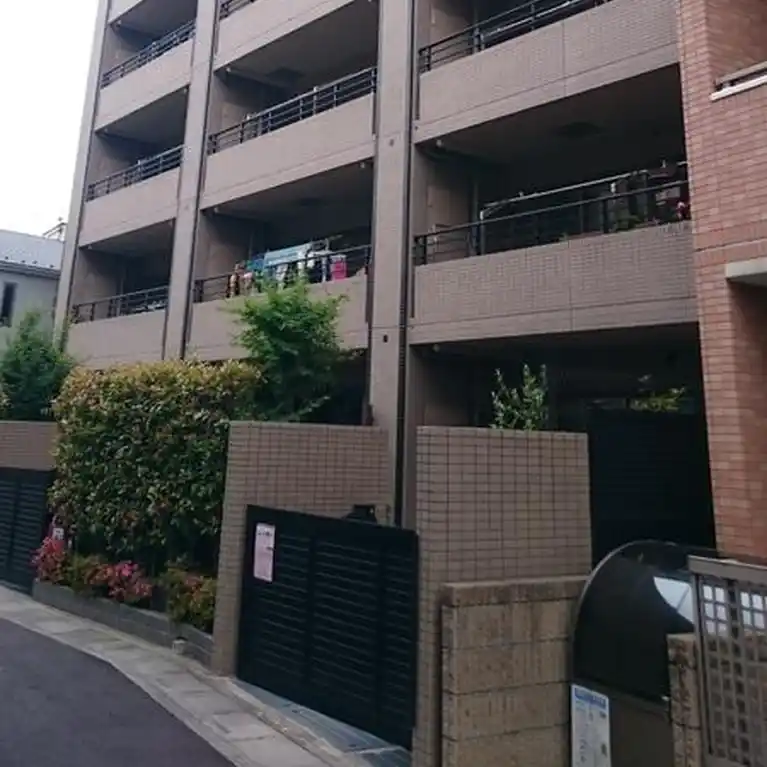 ライフピア浦和本太