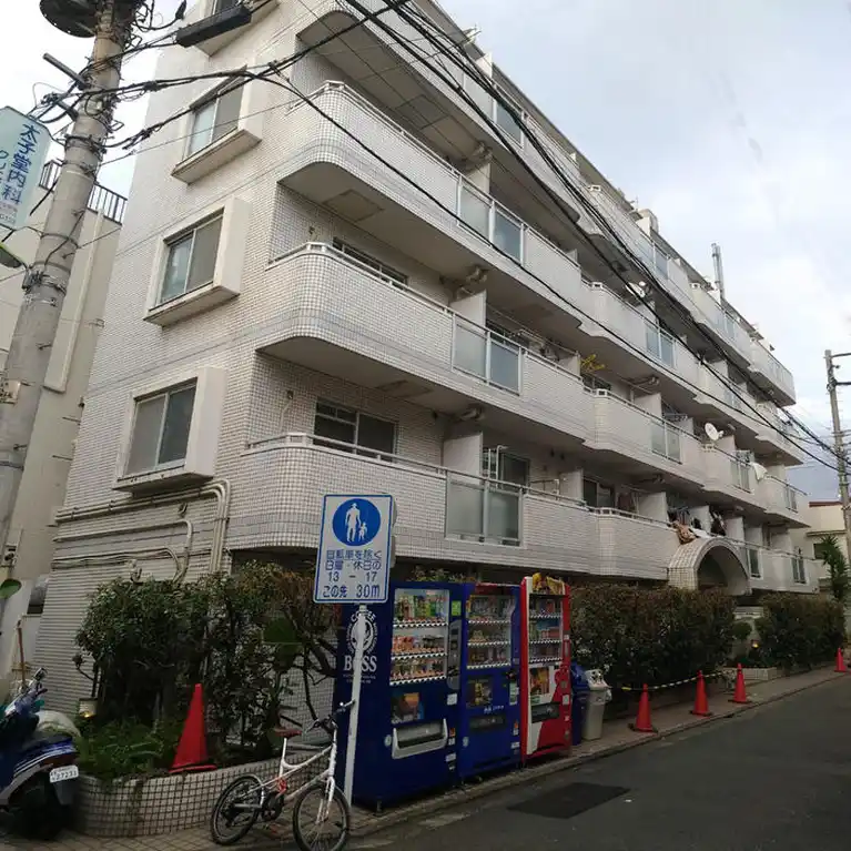 クリスタル三軒茶屋パート1