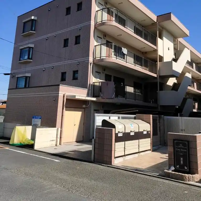 ファミーユ高倉