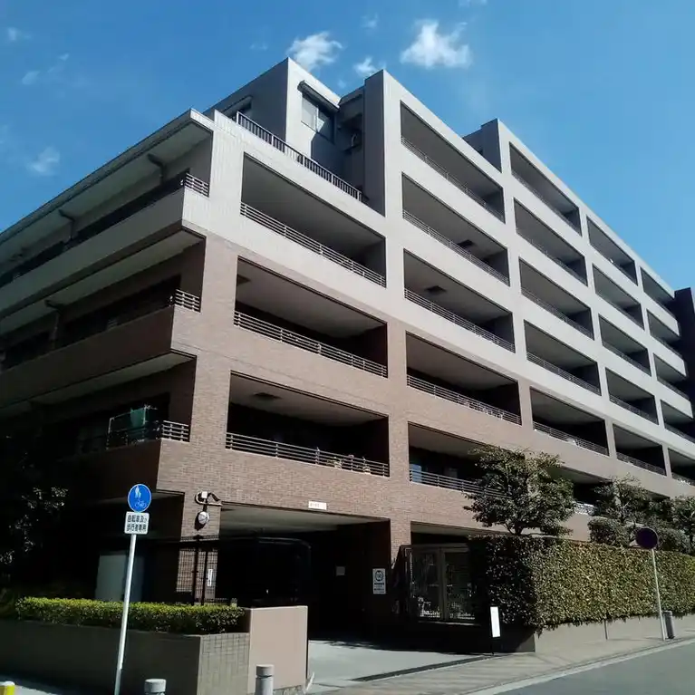 東急ドエルアルス仲町台 外観