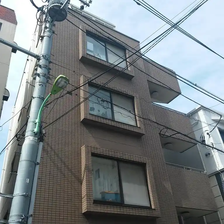 シャトルヒエイ3 外観
