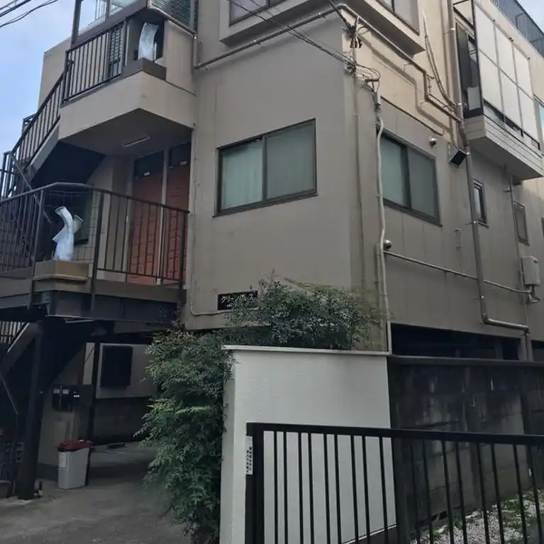 クリーンパレス