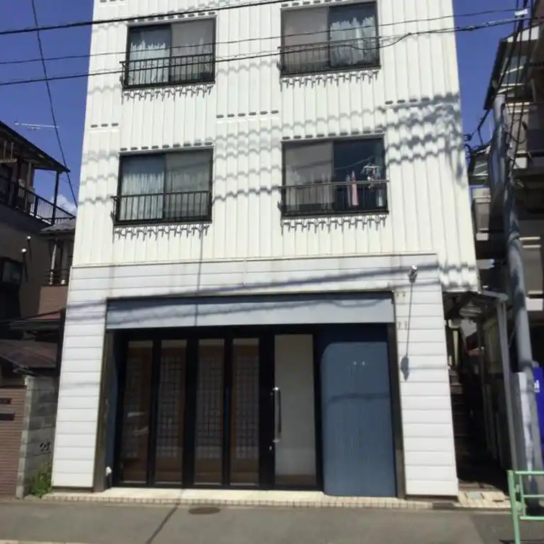 アニューアパートメント 外観