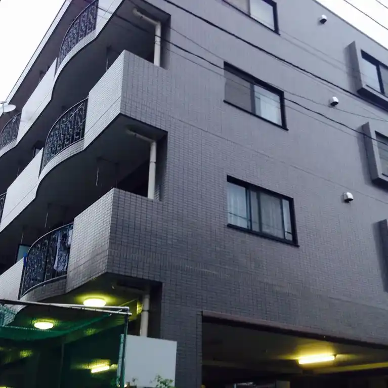 シュライン大宮
