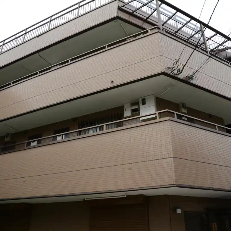 メゾン ブレバリー 外観