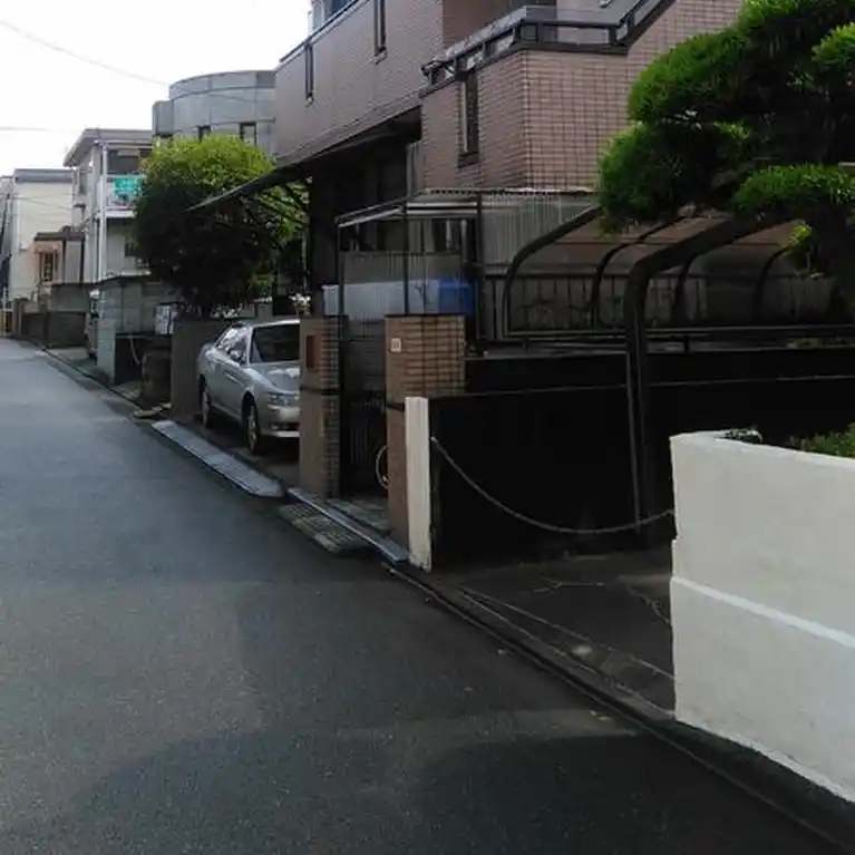 メゾネット百合丘 外観