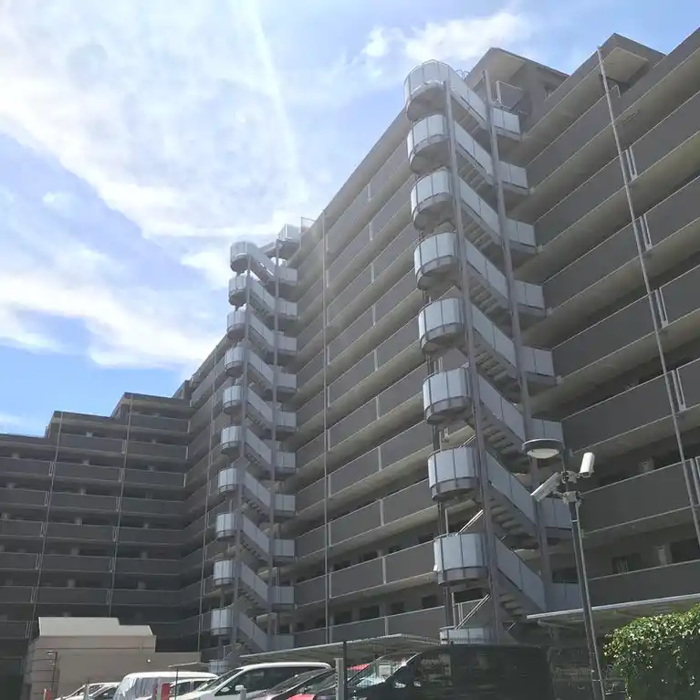 ファミール市川ガーデンプラザウエスト