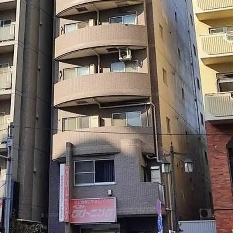 エルヴェ新宿 外観
