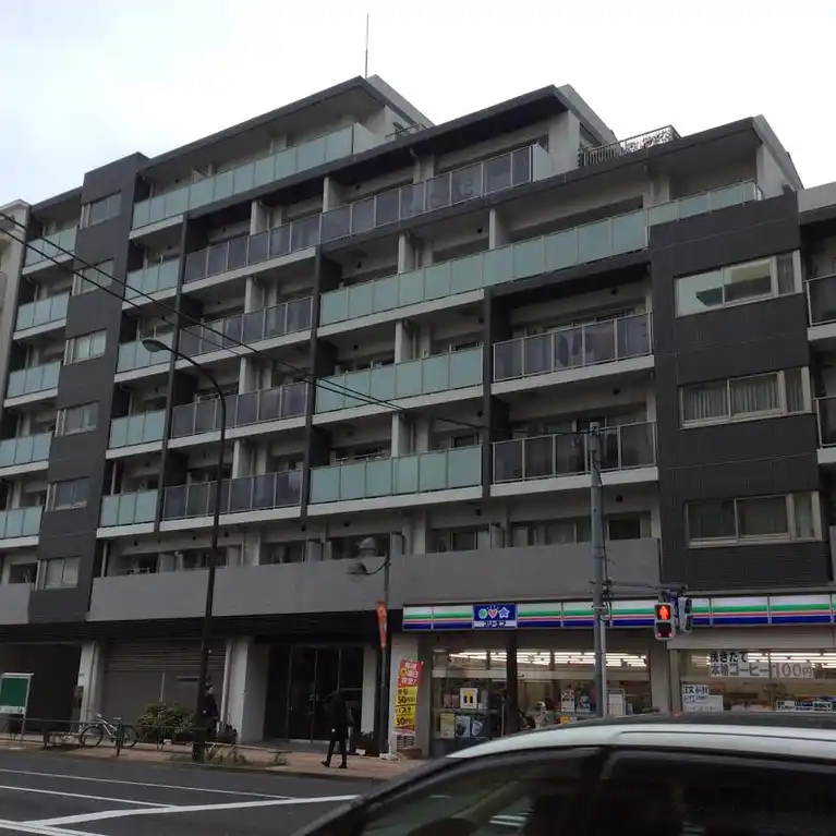 フェニシア学芸大学