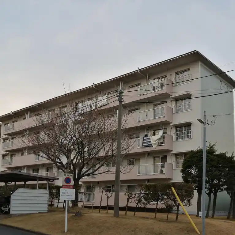 さつきが丘西団地2-34-1