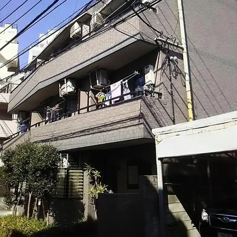 メトリブ新宿 外観