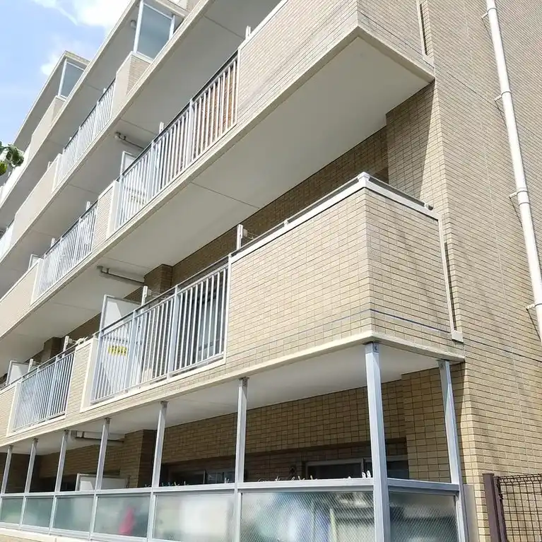 MAISON DE CACAHOVETT 外観