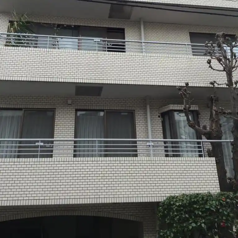 東山ホームズ 外観