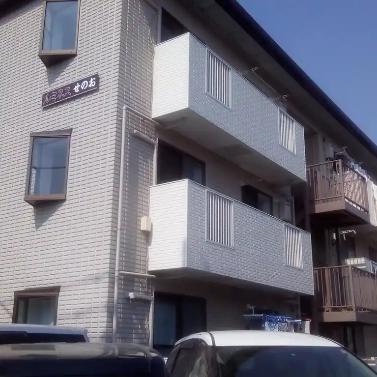 ルミネスせのお 外観