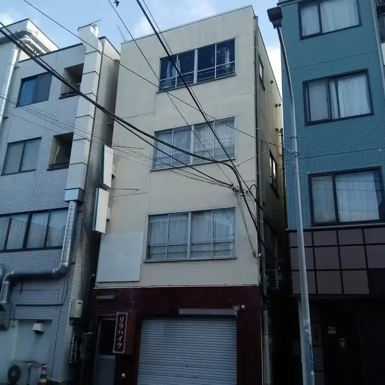リラハイツ 外観