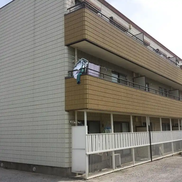 グローリーヒルズ 外観
