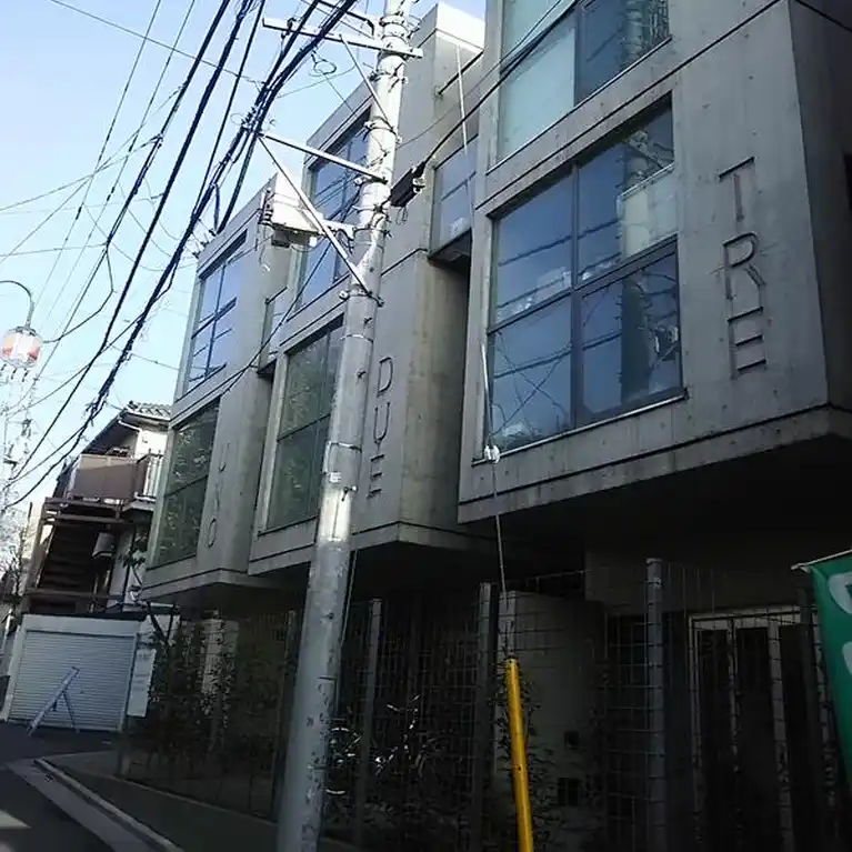 crevice 外観