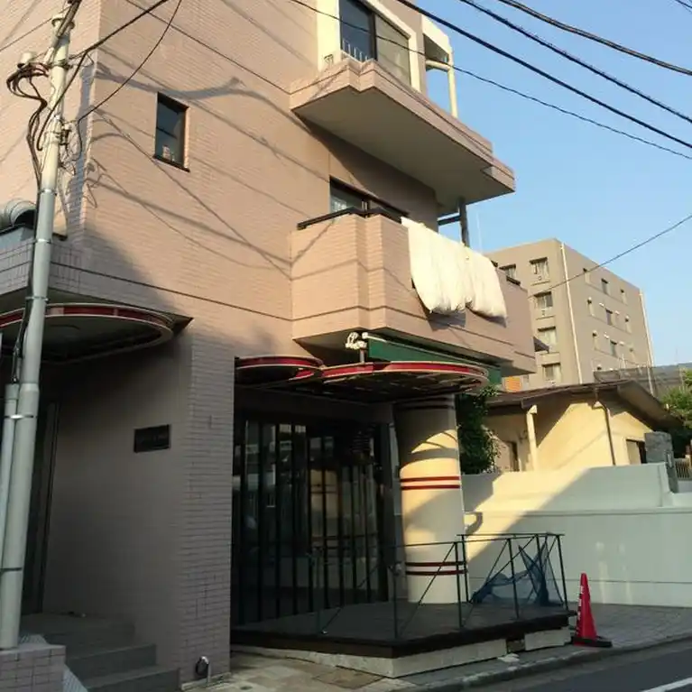 DWELL西原